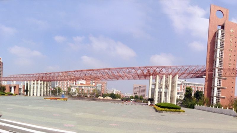 自动补偿电容柜：揭秘其工作原理与应用
